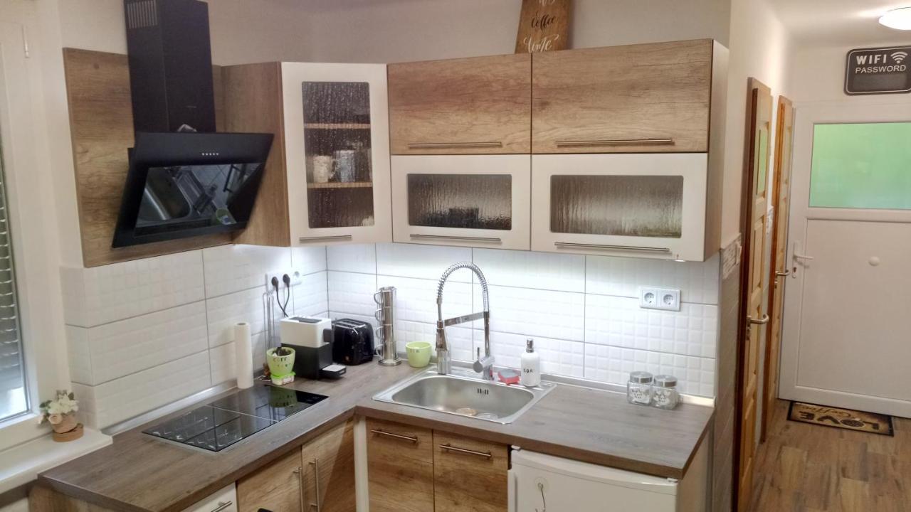 Golden Apartman Orosháza Екстериор снимка