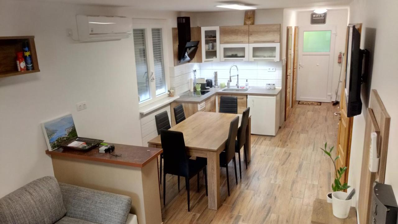 Golden Apartman Orosháza Екстериор снимка