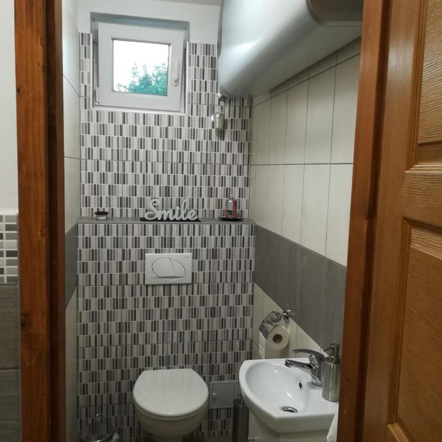 Golden Apartman Orosháza Екстериор снимка