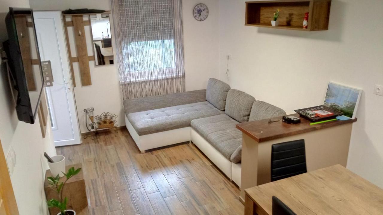 Golden Apartman Orosháza Екстериор снимка