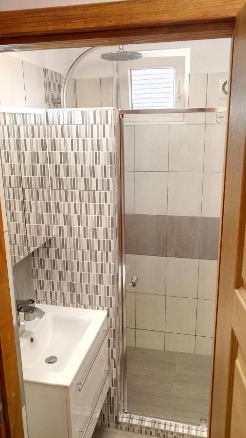 Golden Apartman Orosháza Екстериор снимка