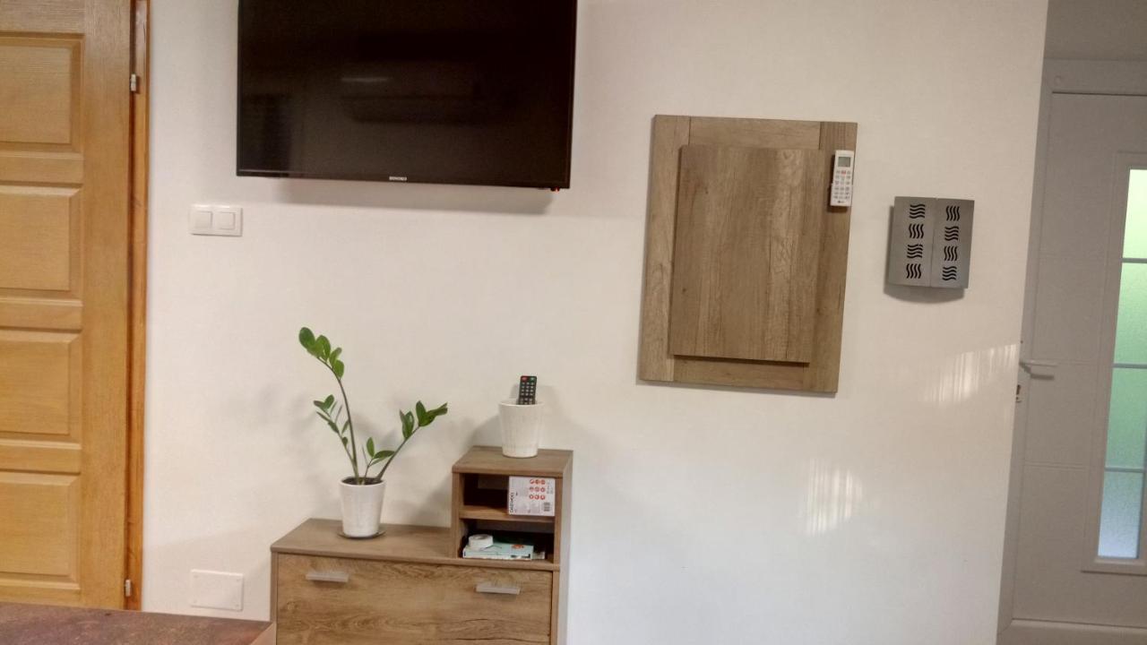 Golden Apartman Orosháza Екстериор снимка